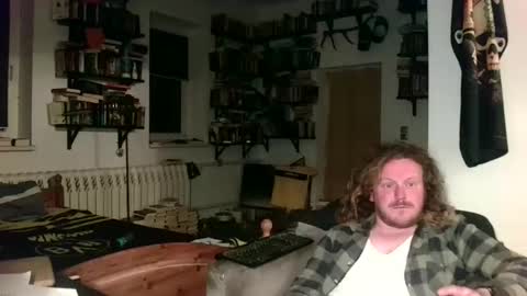 Snapshot of sunr1sa chatting on 11/10/25, 06:07 sunr1sa online show from 11/10/25, 06:07