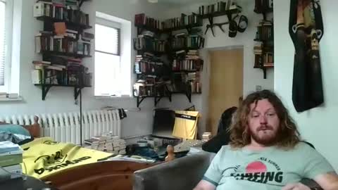 Snapshot of sunr1sa chatting on 11/21/25, 09:41 sunr1sa online show from 11/21/25, 09:41