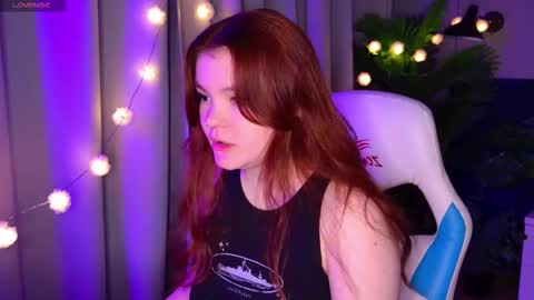 Snapshot of sunrise_enny chatting on 10/09/25, 07:23 sunrise_enny online show from 10/09/25, 07:23