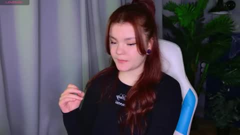 Snapshot of sunrise_enny chatting on 10/17/25, 07:16 sunrise_enny online show from 10/17/25, 07:16