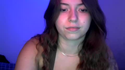 Snapshot of sunset_li chatting on 09/22/25, 01:13 Lisa online show from 09/22/25, 01:13