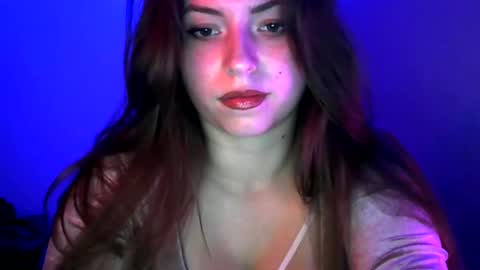 Snapshot of sunset_li chatting on 10/10/25, 05:01 Lisa online show from 10/10/25, 05:01