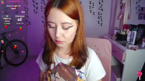 Snapshot of sunset_pienk chatting on 09/14/25, 02:44 Sunset online show from 09/14/25, 02:44