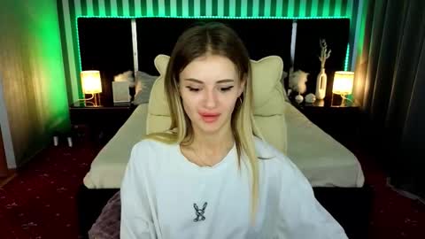 sunshine1li online show from 09/12/25, 01:00