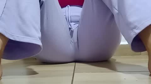 Annie online show from 11/24/25, 05:23