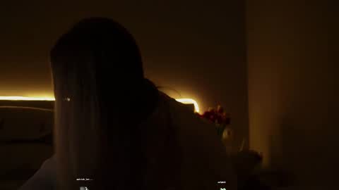Snapshot of sunshine_diana_ chatting on 03/10/25, 12:18 Di online show from 03/10/25, 12:18