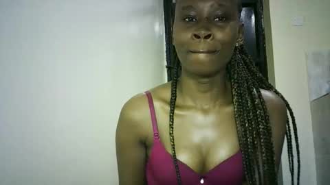 Snapshot of sunshine_g chatting on 10/12/25, 05:56 Sunshine online show from 10/12/25, 05:56