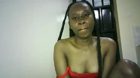 Snapshot of sunshine_g chatting on 11/07/25, 07:03 Sunshine online show from 11/07/25, 07:03