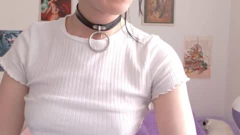 sunshine_girl9 online show from 06/18/26, 06:45