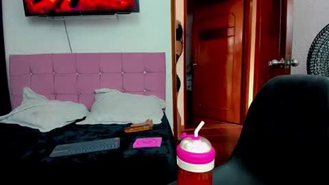 Snapshot of sunshine_uwu22 chatting on 10/02/25, 07:10 Andrea Rodriguez online show from 10/02/25, 07:10