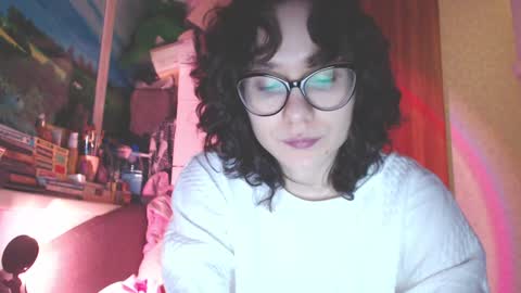 Hella online show from 12/27/24, 12:23