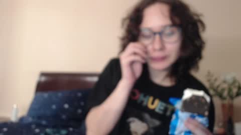 Hella online show from 02/02/25, 10:28