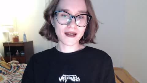Hella online show from 05/14/26, 12:45