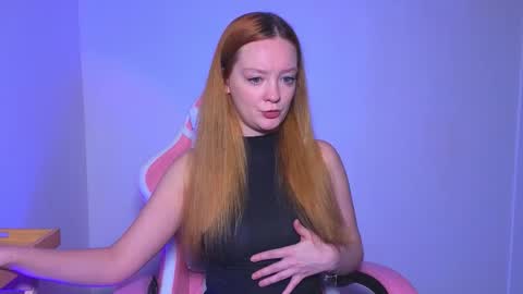 Snapshot of sunshunexxx chatting on 10/24/25, 04:25 SunShuneXxX online show from 10/24/25, 04:25