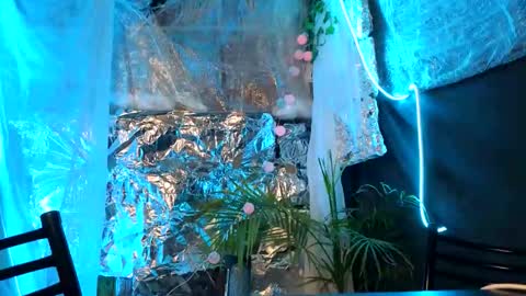 Snapshot of super_jony chatting on 10/19/25, 02:56 super jony and Marta GMT 1300-1800 every day online show from 10/19/25, 02:56