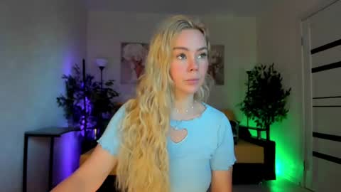 Jenn online show from 07/05/26, 04:07