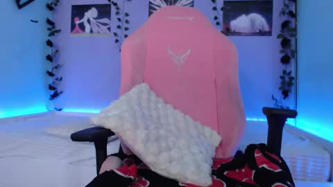 Milana Scarlett online show from 02/20/25, 09:33