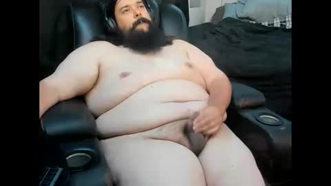 Snapshot of superchubbiguysd chatting on 09/13/25, 07:02 superchubbiguysd online show from 09/13/25, 07:02