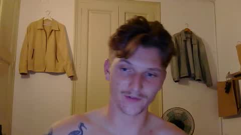 Snapshot of superhardxxxx chatting on 10/12/25, 08:30 Ctrl My Body online show from 10/12/25, 08:30