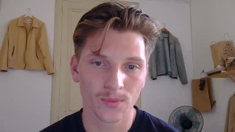 Snapshot of superhardxxxx chatting on 10/21/25, 11:00 Ctrl My Body online show from 10/21/25, 11:00