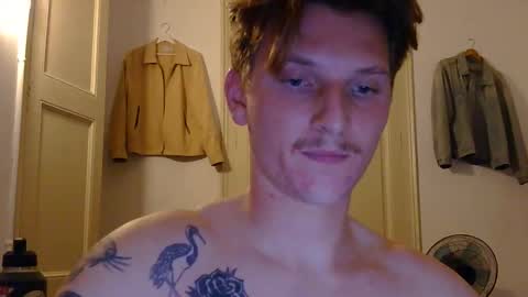 Snapshot of superhardxxxx chatting on 11/11/25, 05:13 Ctrl My Body online show from 11/11/25, 05:13