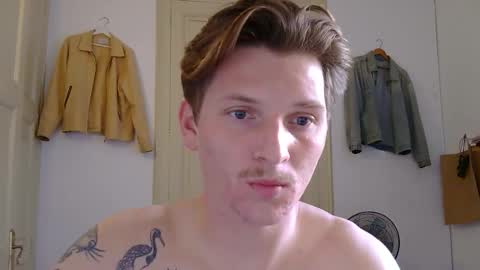 Snapshot of superhardxxxx chatting on 11/21/25, 11:42 Ctrl My Body online show from 11/21/25, 11:42