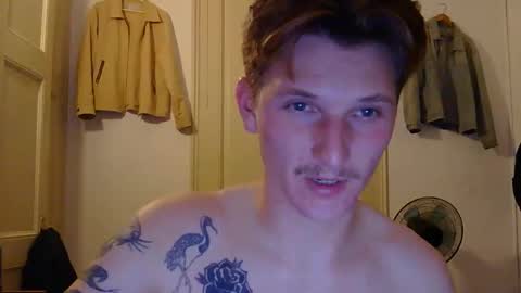 Snapshot of superhardxxxx chatting on 12/15/25, 07:40 Ctrl My Body online show from 12/15/25, 07:40