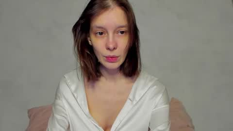 Snapshot of superior_cat chatting on 01/08/26, 02:14 Una online show from 01/08/26, 02:14