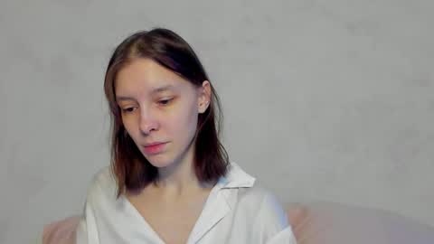 Snapshot of superior_cat chatting on 02/04/26, 04:07 Una online show from 02/04/26, 04:07