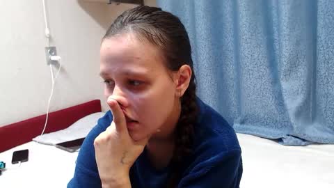 Alisa online show from 10/26/25, 04:57