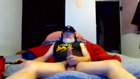 supermanloverhg online show from 10/13/25, 09:09