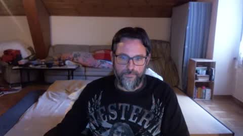 supersquirrel81 online show from 10/05/25, 06:23