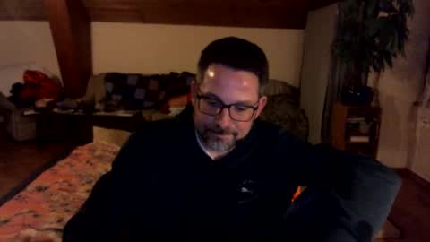 supersquirrel81 online show from 03/02/26, 08:48