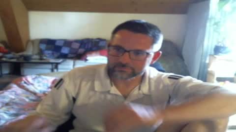 supersquirrel81 online show from 04/25/26, 02:25