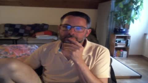 supersquirrel81 online show from 05/03/26, 06:03