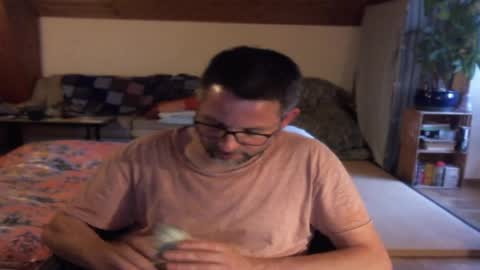 supersquirrel81 online show from 05/09/26, 06:35