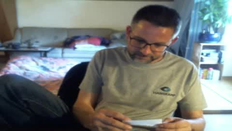 supersquirrel81 online show from 05/20/26, 04:57