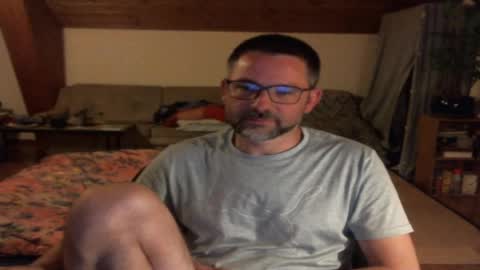 supersquirrel81 online show from 05/23/26, 01:22