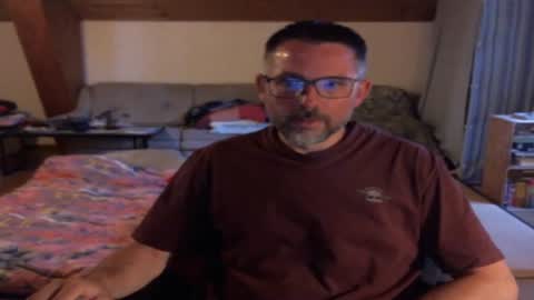 supersquirrel81 online show from 06/14/26, 04:31