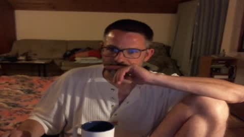 supersquirrel81 online show from 06/18/26, 09:08