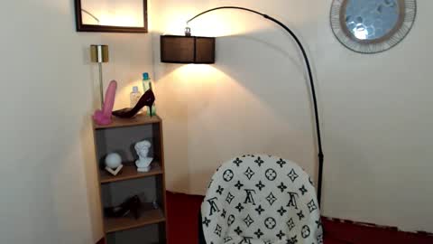 clainyy online show from 10/21/25, 05:35