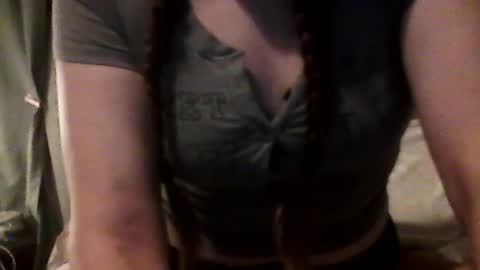Snapshot of suppitsyelliee chatting on 06/22/26, 08:22 suppitsyelliee online show from 06/22/26, 08:22