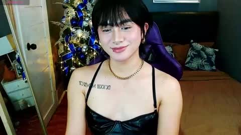 Snapshot of supreme_deity chatting on 11/21/25, 01:32 DIANNA online show from 11/21/25, 01:32