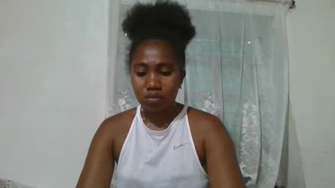 Snapshot of surbelle chatting on 02/07/26, 02:21 surbelle online show from 02/07/26, 02:21