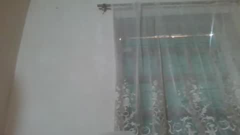 Snapshot of surbelle chatting on 03/09/26, 01:37 surbelle online show from 03/09/26, 01:37