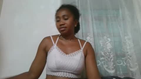 Snapshot of surbelle chatting on 03/12/26, 11:44 surbelle online show from 03/12/26, 11:44