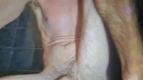 Snapshot of surferxzx chatting on 10/19/25, 02:40 surferxzx online show from 10/19/25, 02:40