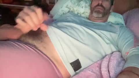 SurfGuy82 online show from 10/17/25, 04:37