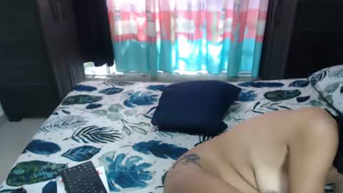 Snapshot of surygol chatting on 07/27/26, 01:29 Ariadna online show from 07/27/26, 01:29
