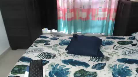 Snapshot of surygol chatting on 07/28/26, 02:05 Ariadna online show from 07/28/26, 02:05